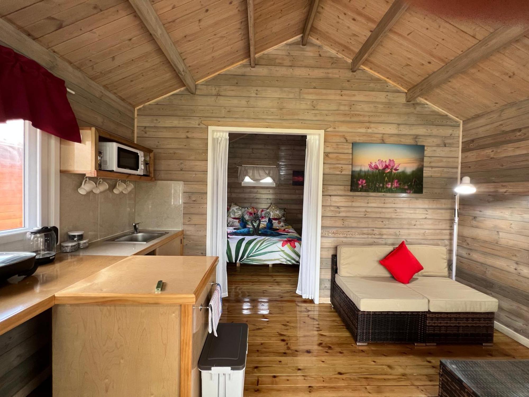 Red Hibiscus Villas Rarotonga Exterior foto